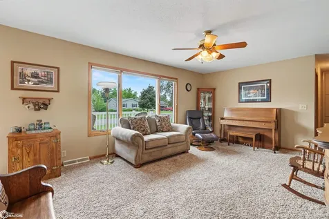 204 Bohen Street Marshalltown IA 50158
