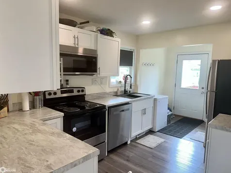 804 W Grimes Fairfield IA 52556