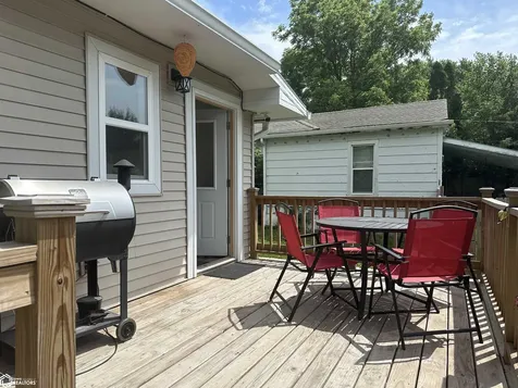 804 W Grimes Fairfield IA 52556