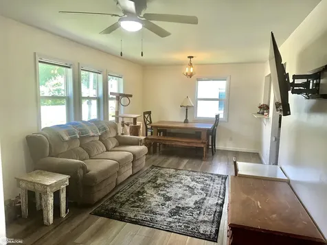 804 W Grimes Fairfield IA 52556
