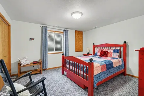 2515 S 8th Street Marshalltown IA 50158