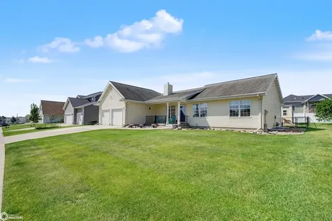 2515 S 8th Street Marshalltown IA 50158