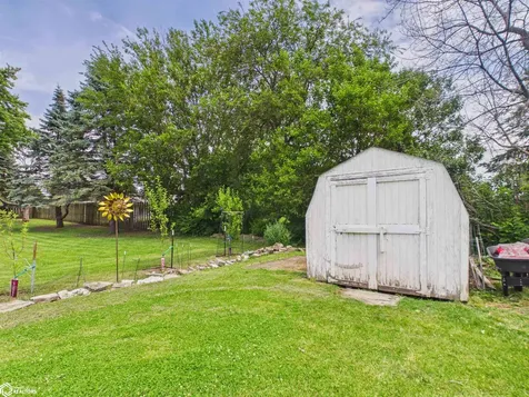 1151 Clearview Drive Oskaloosa IA 52577