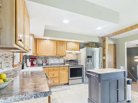 1151 Clearview Drive Oskaloosa IA 52577