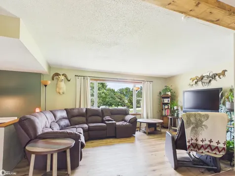 1151 Clearview Drive Oskaloosa IA 52577