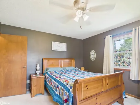 1151 Clearview Drive Oskaloosa IA 52577