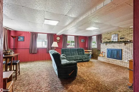313 Terrace Lane Montezuma IA 50171