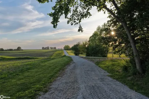 Underwood Avenue Crawfordsville IA 52621