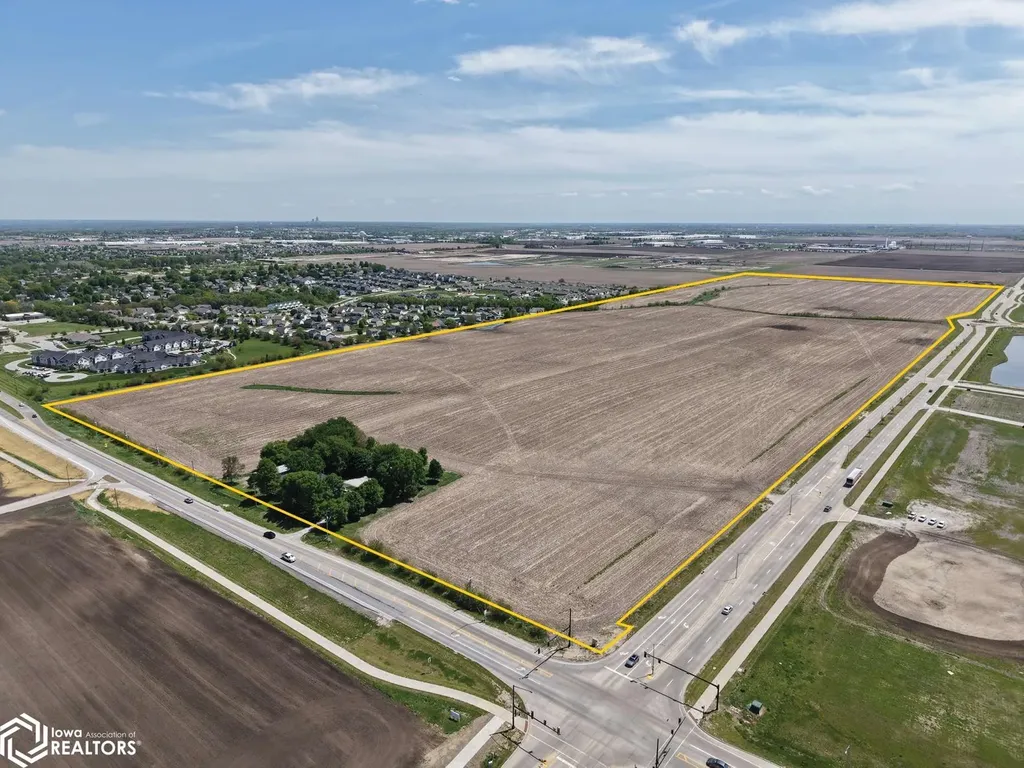 14172 NW 70th Avenue Grimes IA 50111