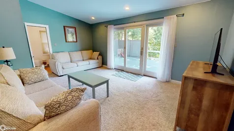 124 W Alta Vista Ottumwa IA 52501