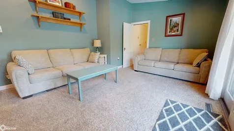 124 W Alta Vista Ottumwa IA 52501