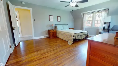 124 W Alta Vista Ottumwa IA 52501
