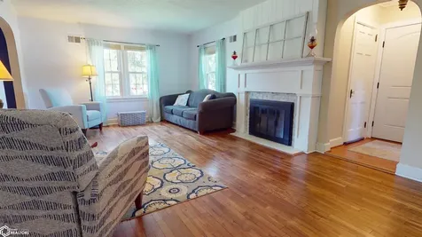 124 W Alta Vista Ottumwa IA 52501