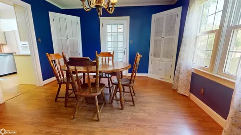 124 W Alta Vista Ottumwa IA 52501