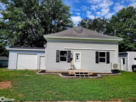 908 S Main Street Sigourney IA 52591
