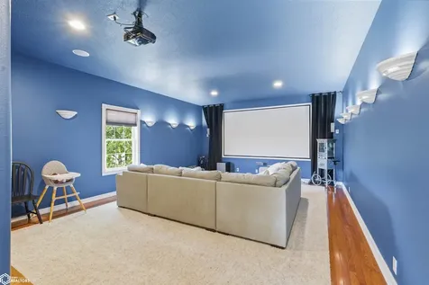275 Center Point Drive Montezuma IA 50171