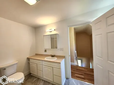 326 1st Street NW Mason City IA 50401