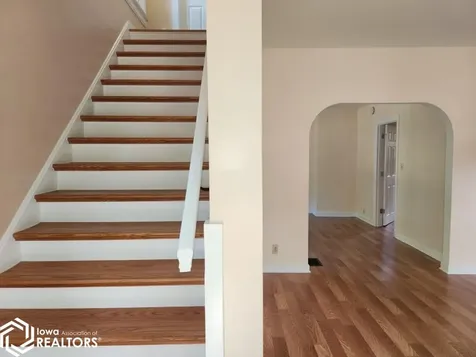326 1st Street NW Mason City IA 50401