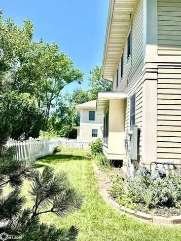710 Orchard Place Fairfield IA 52556