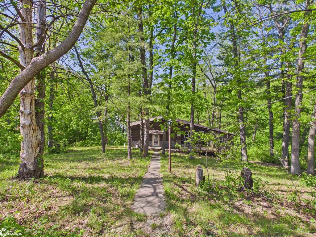 9710 100th Avenue Ottumwa IA 52501