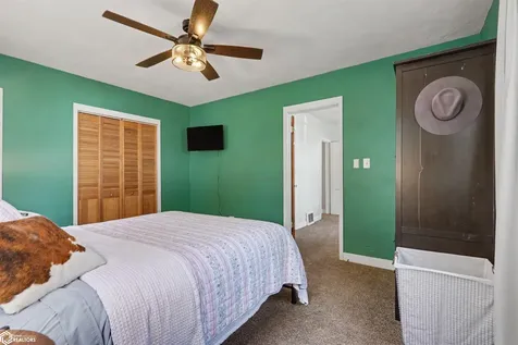 2108 Burlington Avenue Burlington IA 52601