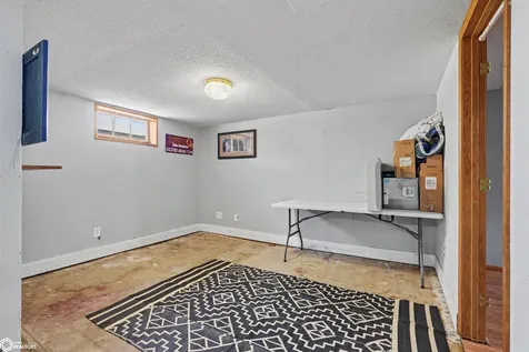 2108 Burlington Avenue Burlington IA 52601