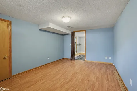 2108 Burlington Avenue Burlington IA 52601