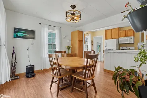 2108 Burlington Avenue Burlington IA 52601