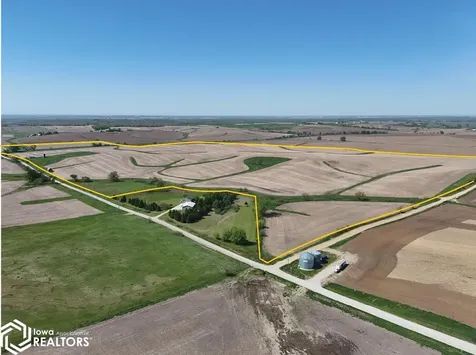 Benton-iowa Road Marengo IA 52301