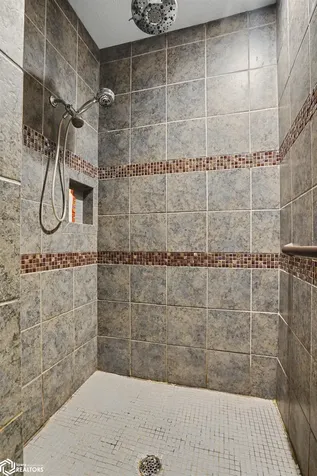 2529 Bass Drive New London IA 52645