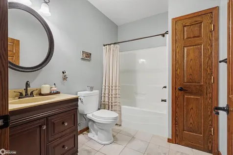 2529 Bass Drive New London IA 52645