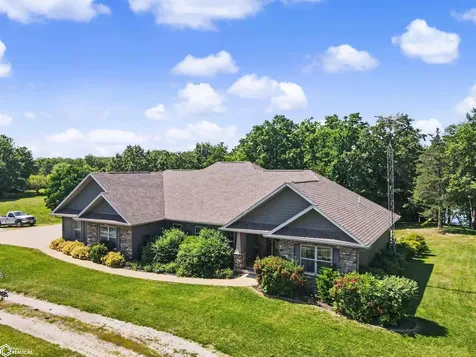 2529 Bass Drive New London IA 52645