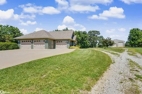 2529 Bass Drive New London IA 52645