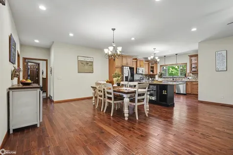 2529 Bass Drive New London IA 52645