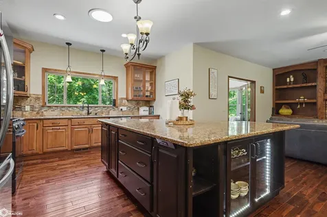 2529 Bass Drive New London IA 52645