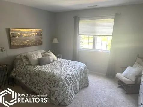 1511 W Valleyview Drive Algona IA 50511
