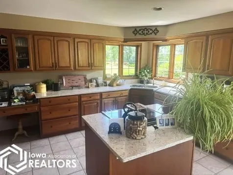1511 W Valleyview Drive Algona IA 50511