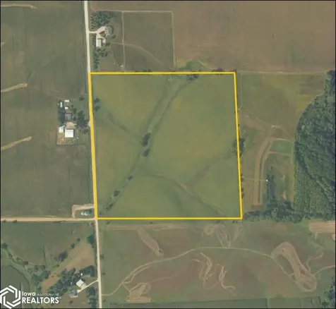 25TH Avenue Blairstown IA 52301