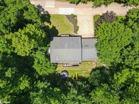 10591 Rolling Hills Drive Burlington IA 52601
