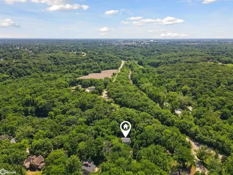 10591 Rolling Hills Drive Burlington IA 52601