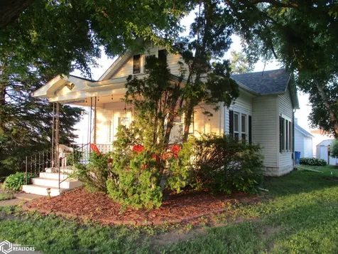 302 Tilford Street Dysart IA 52224