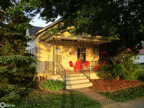 302 Tilford Street Dysart IA 52224