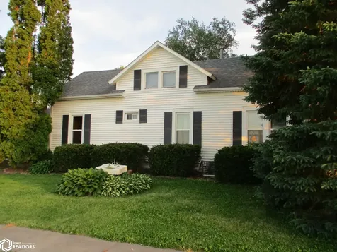 302 Tilford Street Dysart IA 52224