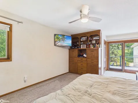 53 Woodshire Drive Ottumwa IA 52501