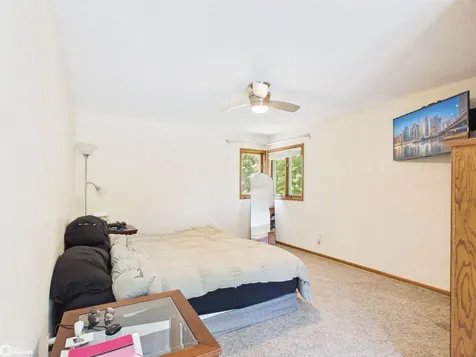 53 Woodshire Drive Ottumwa IA 52501