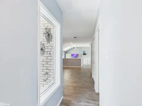 53 Woodshire Drive Ottumwa IA 52501