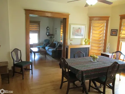 609 Crisman Street Dysart IA 52224