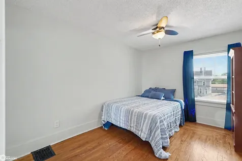 605 Jerome Street Marshalltown IA 50158