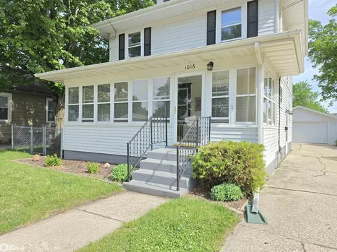 1016 E State Street Mason City IA 50401