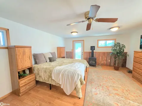 1016 E State Street Mason City IA 50401